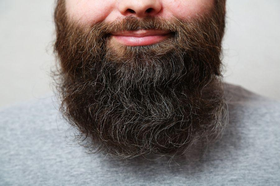 6 Helpful Tips for Shaving Off a Thick Beard